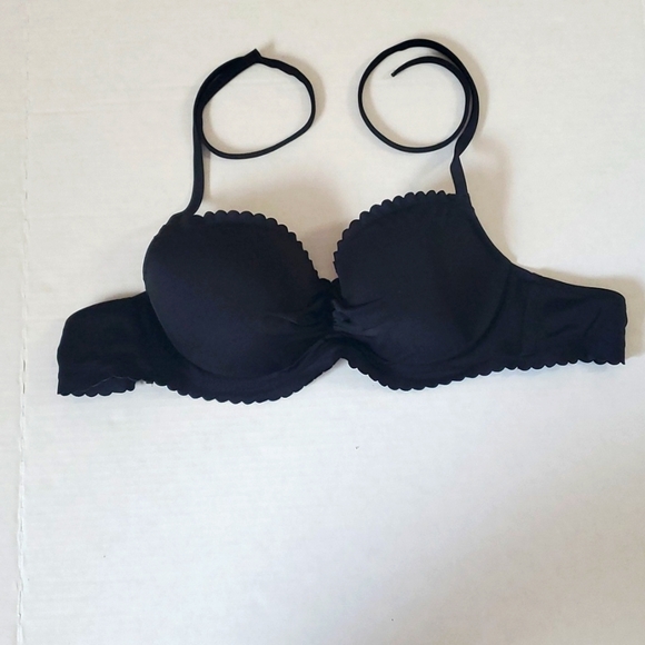 Victoria's Secret Other - Victoria's Secret Woman's Swim Top EUC